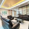 Modern 4BR villa for rent in Vinhomes Riverside Hoa Lan (5)-min