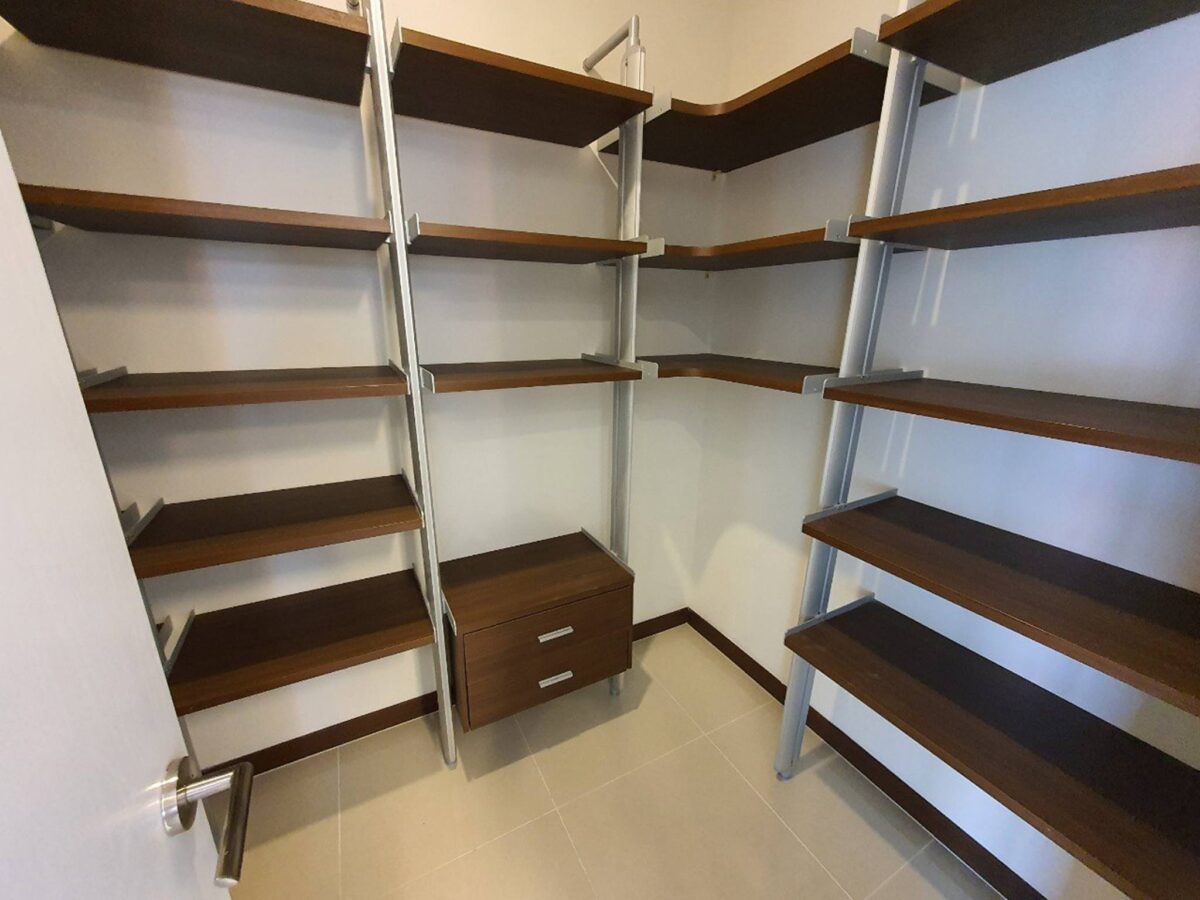 New fully furnished apartment in building 902, Daewoo Starlake for rent (12)