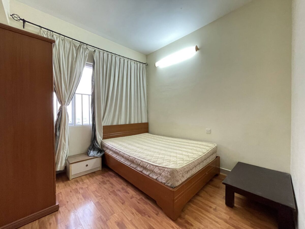 Nice G2 Ciputra Hanoi apartment for rent at a very cheap price (14)