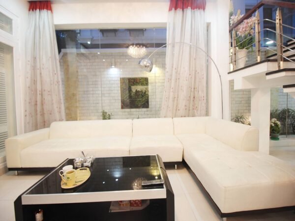 Stunning 4BRs villa for rent in T8 Ciputra (2)