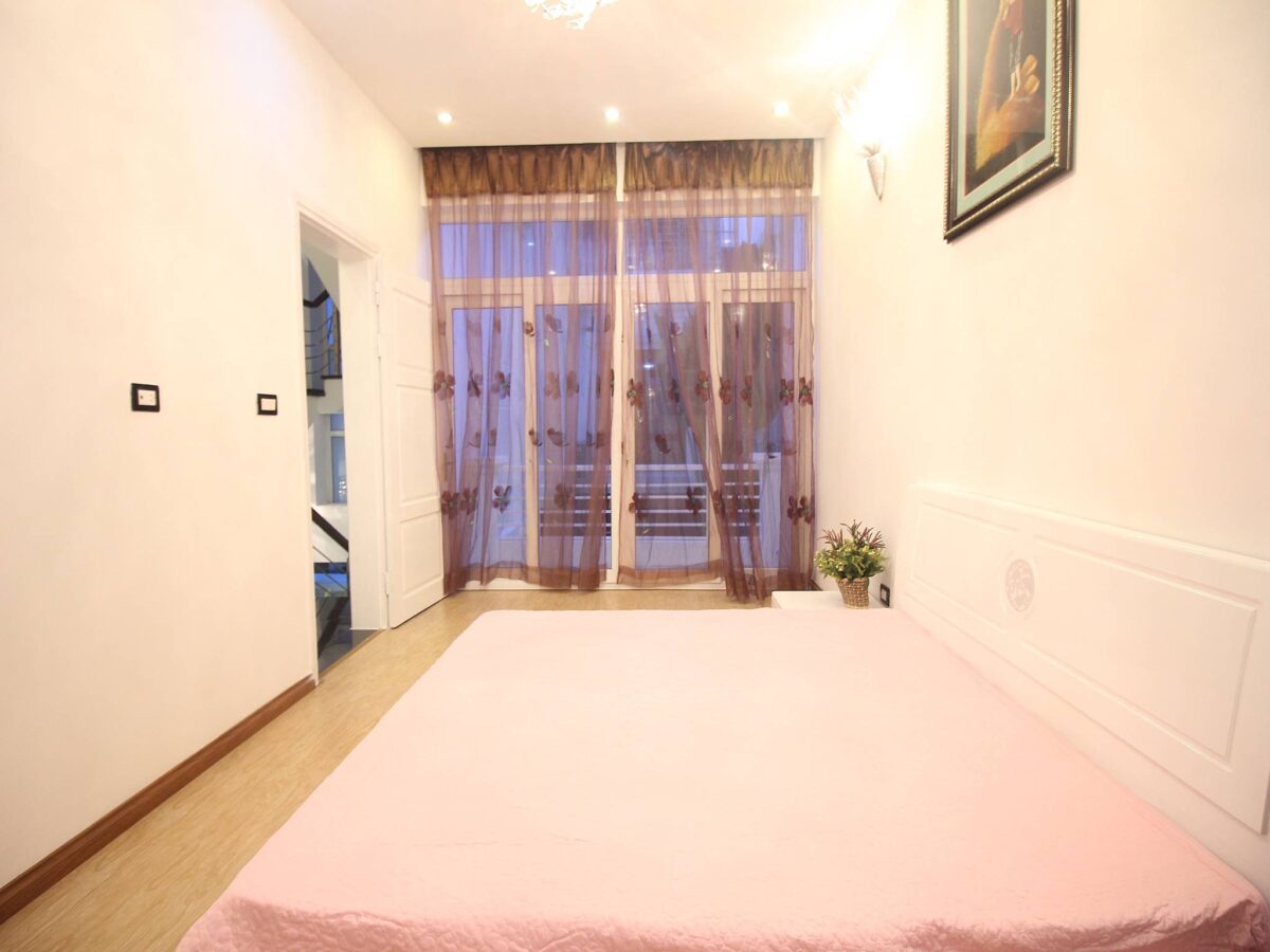 Stunning 4BRs villa for rent in T8 Ciputra (7)