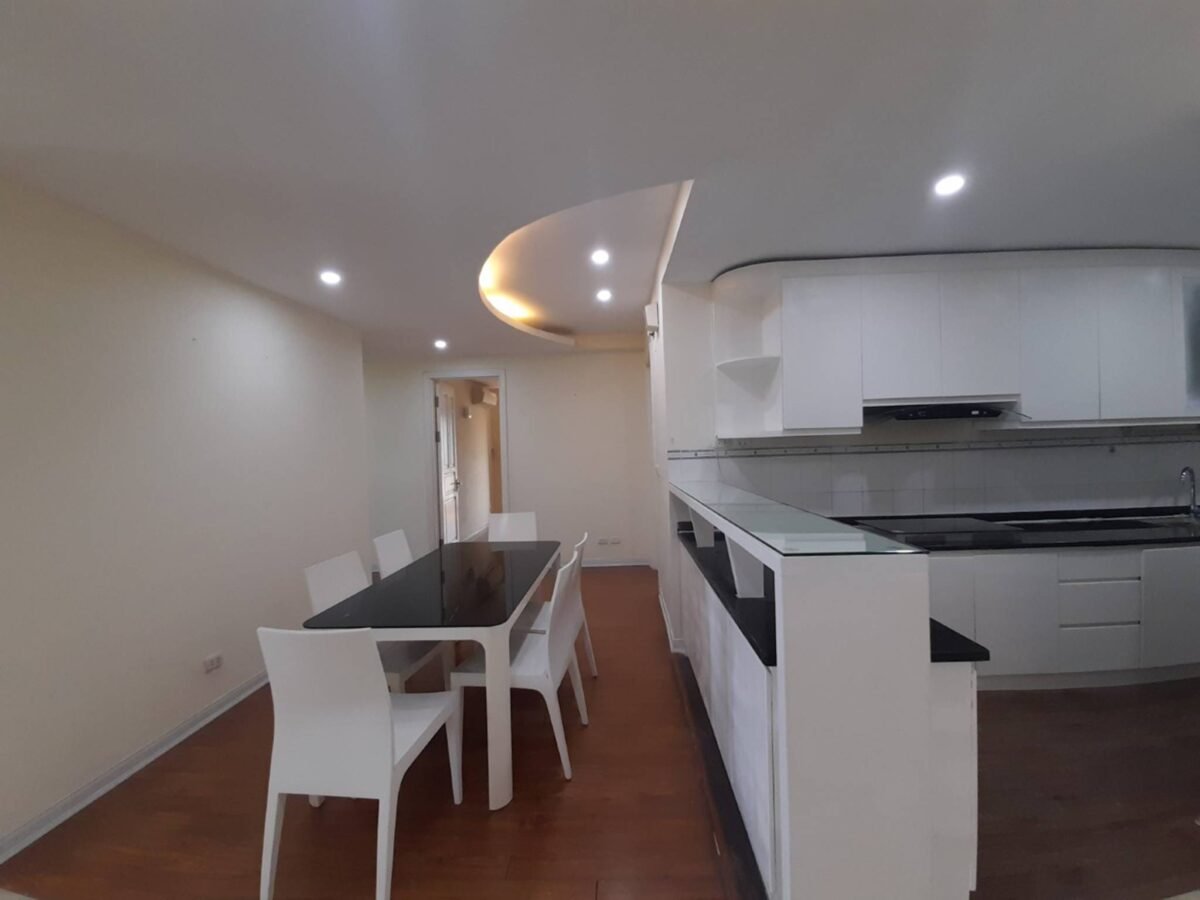 Super spacious apartment for rent in P2 Ciputra 182m2 - 4BRs (7)