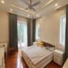 Beautiful Vinhomes Riverside villa for rent 200 sq.m - 3 bedrooms (8)