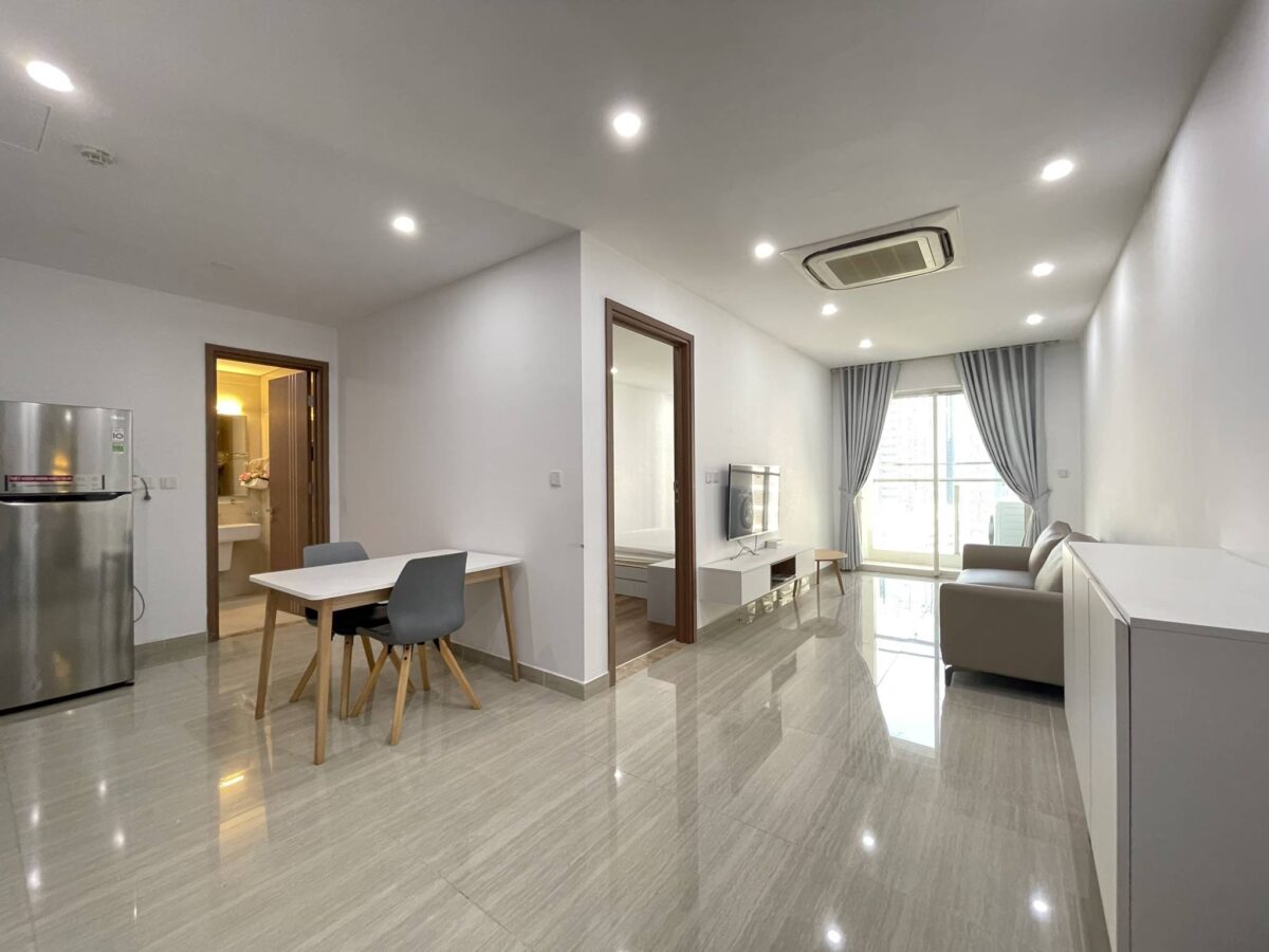 Exclusive renovated 1BR apartment for rent in The Link Ciputra (4)