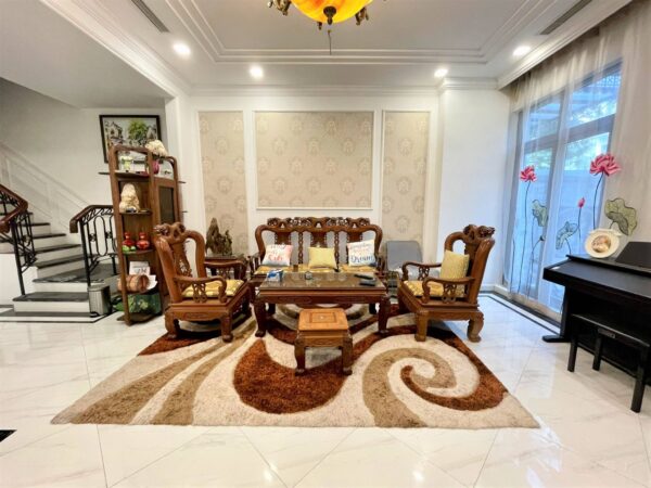 Expensive wooden furnished house for rent in Vinhomes The Harmony (1)