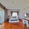 Extraordinary 4BRs apartment for rent in L1 - L2 Ciputra (14)