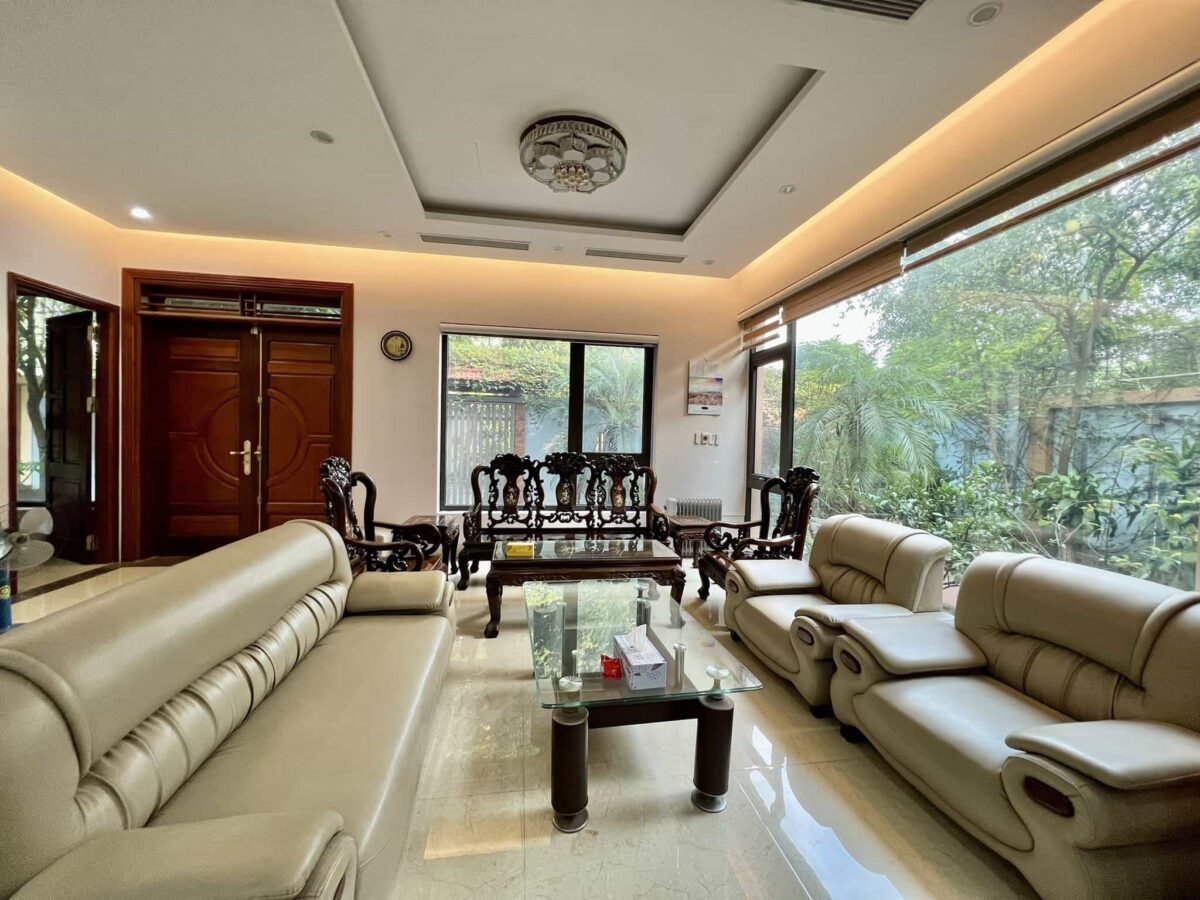 Huge 4BRs villa in Vuon Dao for rent - The most classy area in Tay Ho (9)