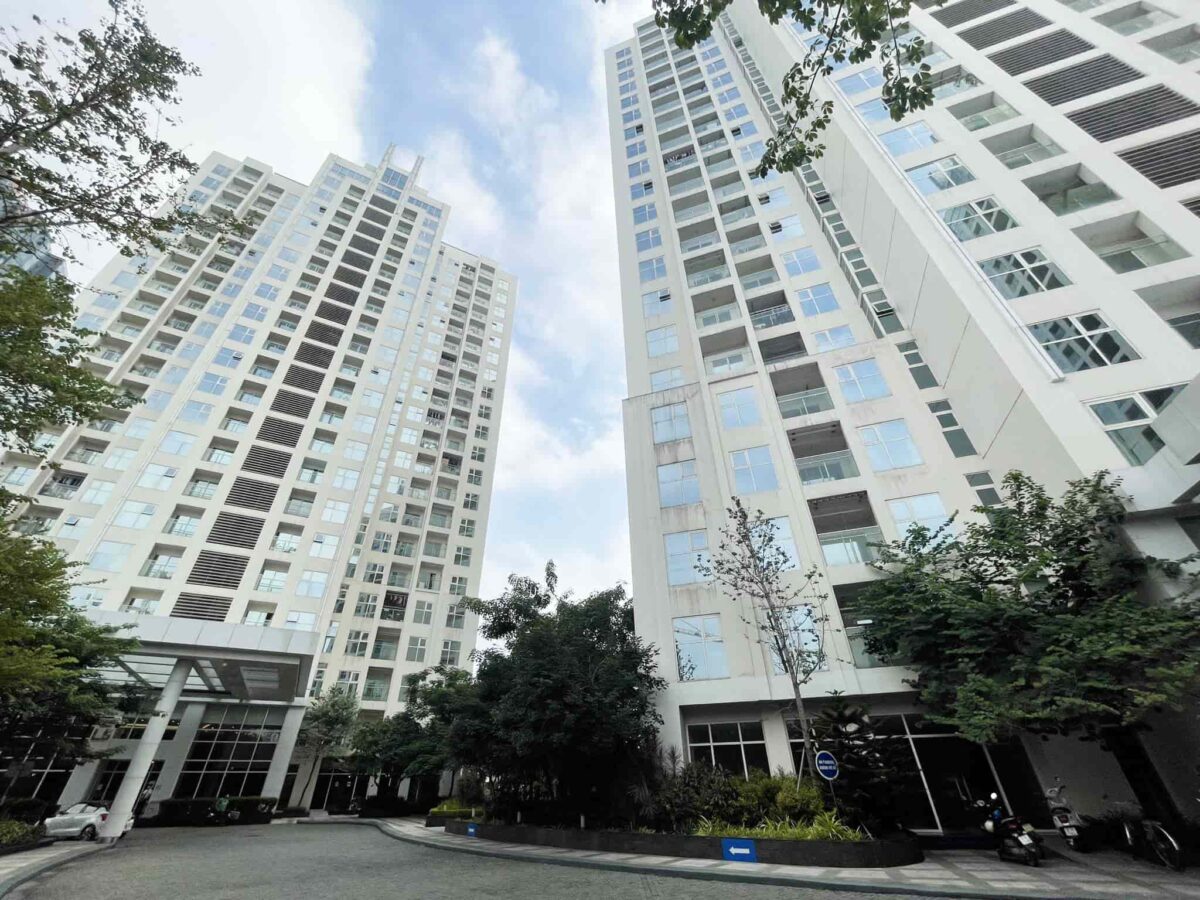 MONOPOLY! Great golf and pool view apartment for rent at The Link Ciputra! (36)-min