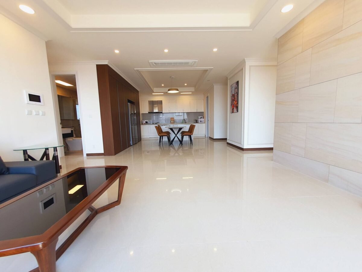 Outstanding 4BRs apartment for rent in Starlake, near R&D Center of Samsung (2)