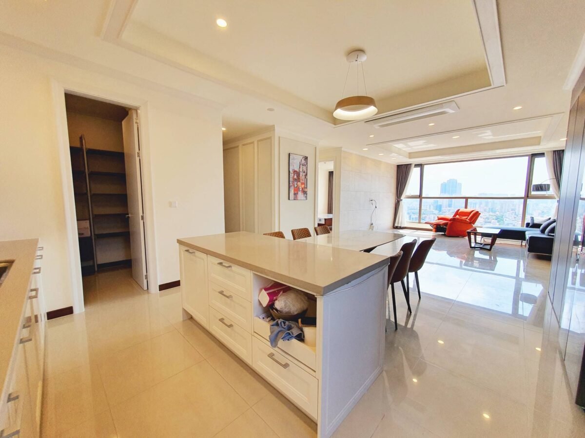 Outstanding 4BRs apartment for rent in Starlake, near R&D Center of Samsung (7)
