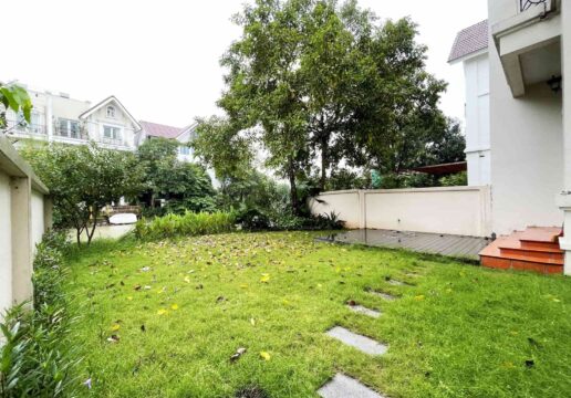 Semi-detached house for lease in Vinhomes Riverside (1)