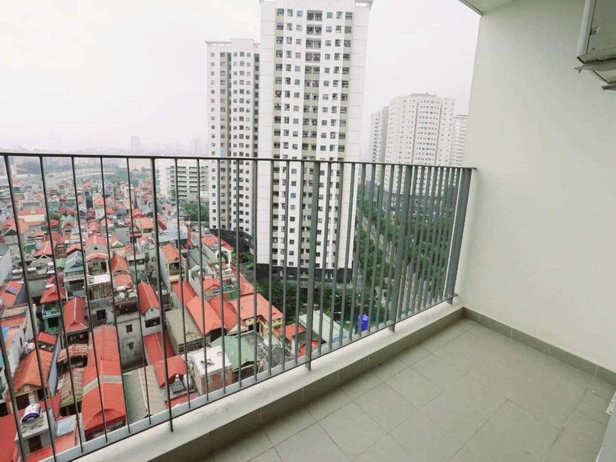 Spacious 3-bedroom apartment in Kosmo Tay Ho for rent (6)