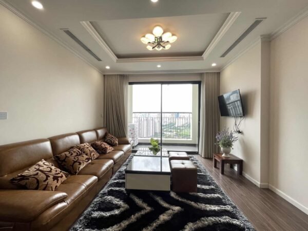 Cozy 3-bedroom apartment for rent in Sunshine Riverside (2)