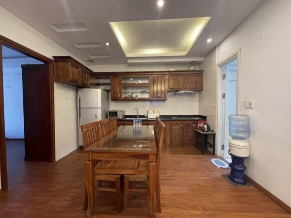 Fully furnished apartment near the lake for rent in Tu Hoa Cong Chua street (2)