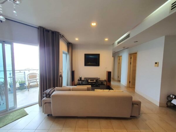 Modern lake view 2BRs apartment in Golden Westlake for rent (2)