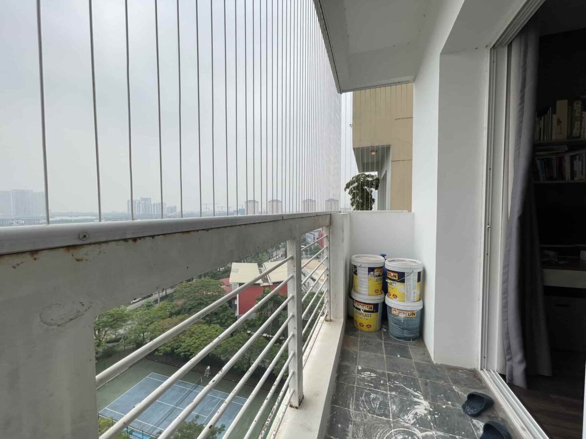 Modern renovated apartment for rent at E5 Ciputra (21)