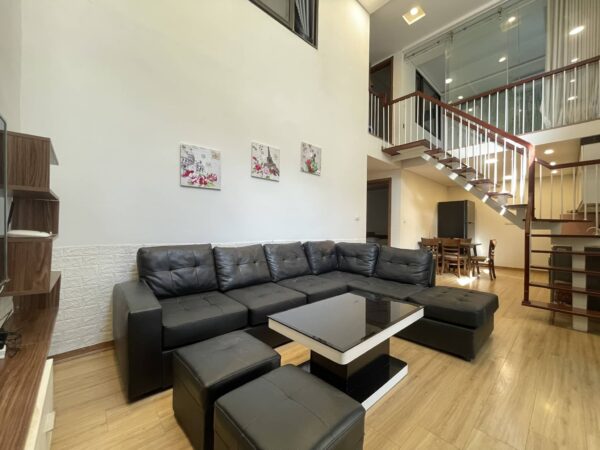 Rent this beautiful 4BRs house in Au Co Street, Westlake area (1)
