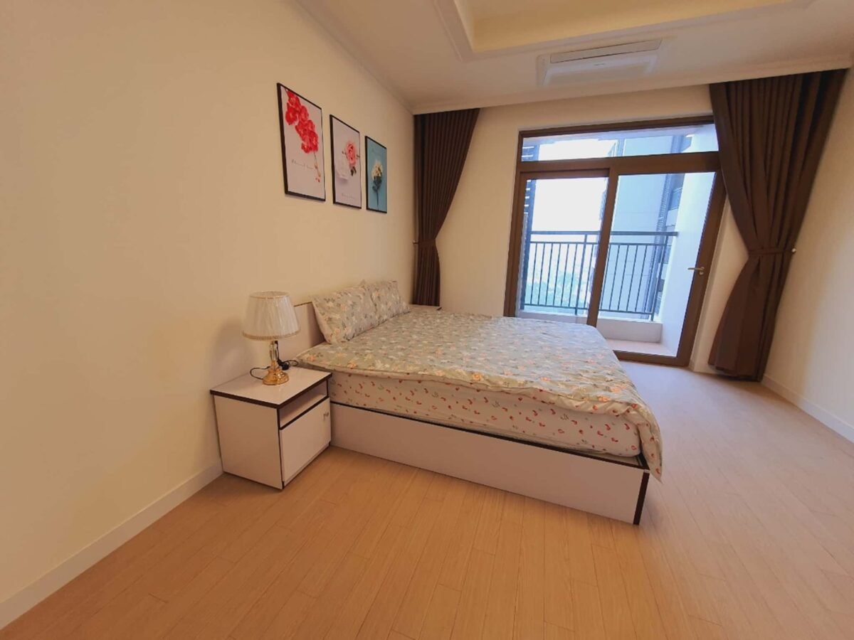 Spacious 3BRs apartment for rent in 901B building, Starlake Tay Ho Tay (5)