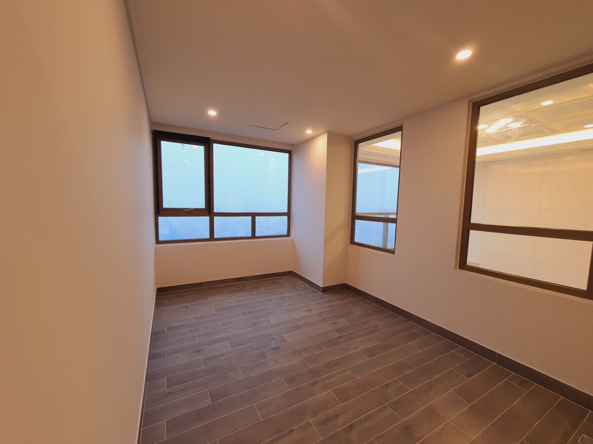 Wonderful 5-star penthouse for rent in Starlake (22)