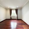 Classic 4BRs villa for rent in Vinhomes Riverside Hanoi (11)