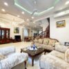 Classic 4BRs villa for rent in Vinhomes Riverside Hanoi (3)