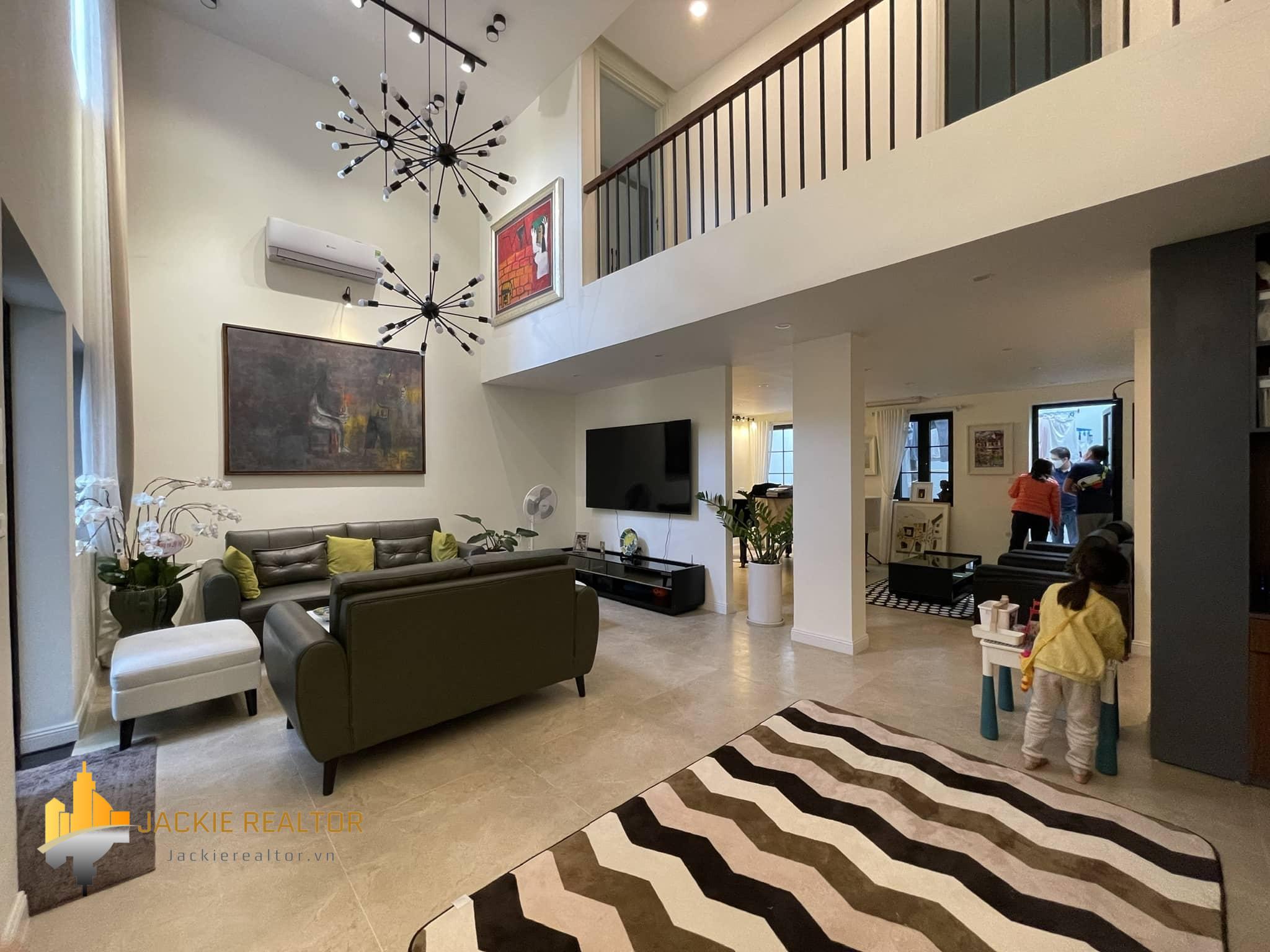 Exclusive Western-style garden house in Westlake for rent (1)