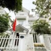 Cheap 3-bedroom villa in Vinhomes Riverside Anh Dao for rent (1)