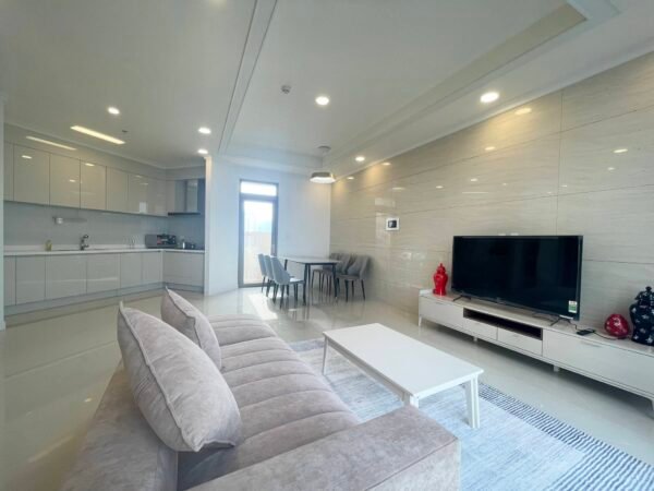 Starlake Hanoi - Beautiful 3-bedroom apartment for rent not to be missed (26)