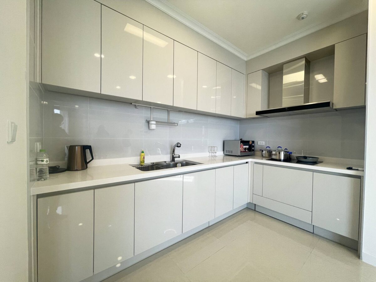 Starlake Hanoi - Beautiful 3-bedroom apartment for rent not to be missed (32)