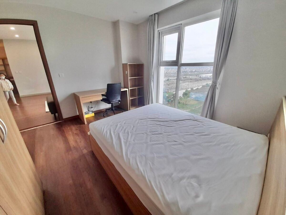 Beautiful 154 sqm apartment to rent in The Link Ciputra (12)