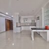 Big 3-bedroom apartment for lease in L3 Ciputra (5)