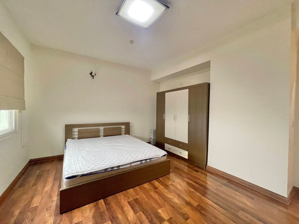 Lovely 3 bedroom apartment for rent in E4 Ciputra Tay Ho 8