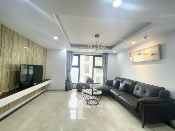 Attractive 2-bedroom apartment to rent in D' Le Roi Soleil (1)