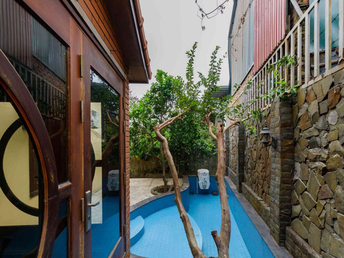 Stunningly beautiful pool villa in Tay Ho for rent at only 2000 USD (16)