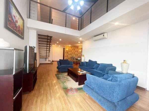 Very cheap 3-bedroom penthouse in Ciputra for rent (1)