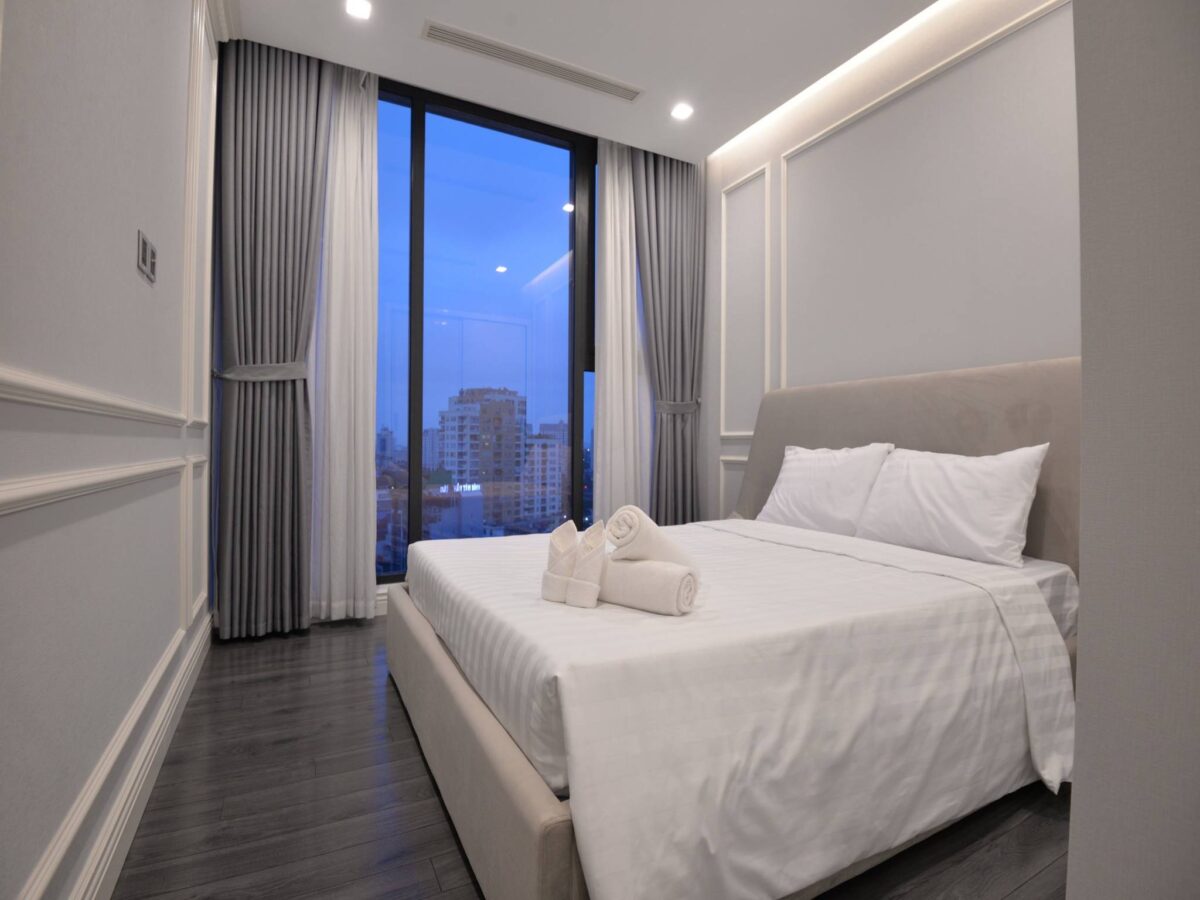 Vinhomes Metropolis Hanoi - Glamorous 3BRs + 1 apartment for rent (13)