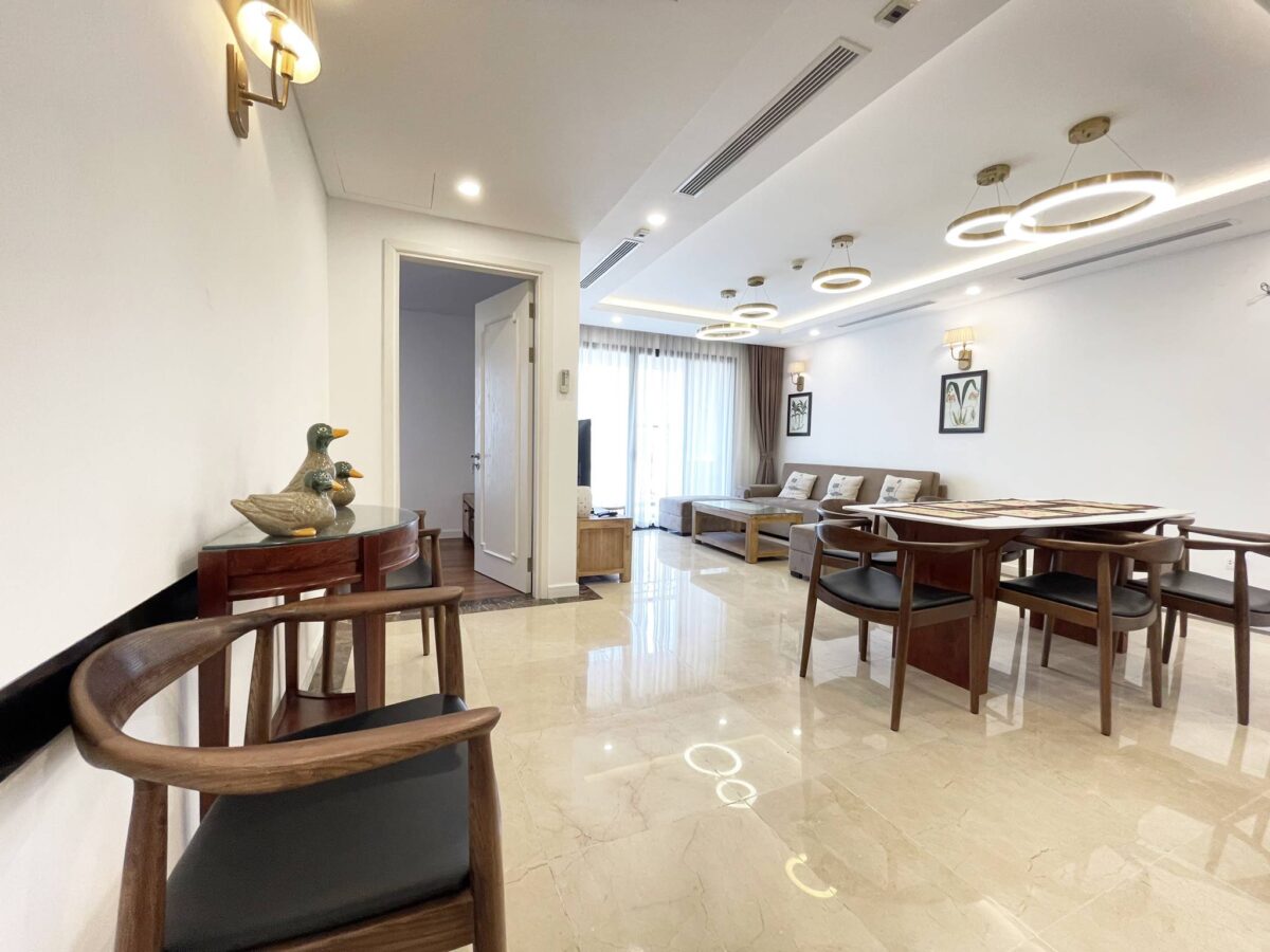 Good 3-bedroom apartment in D' Le Roi Soleil Westlake for rent (2)