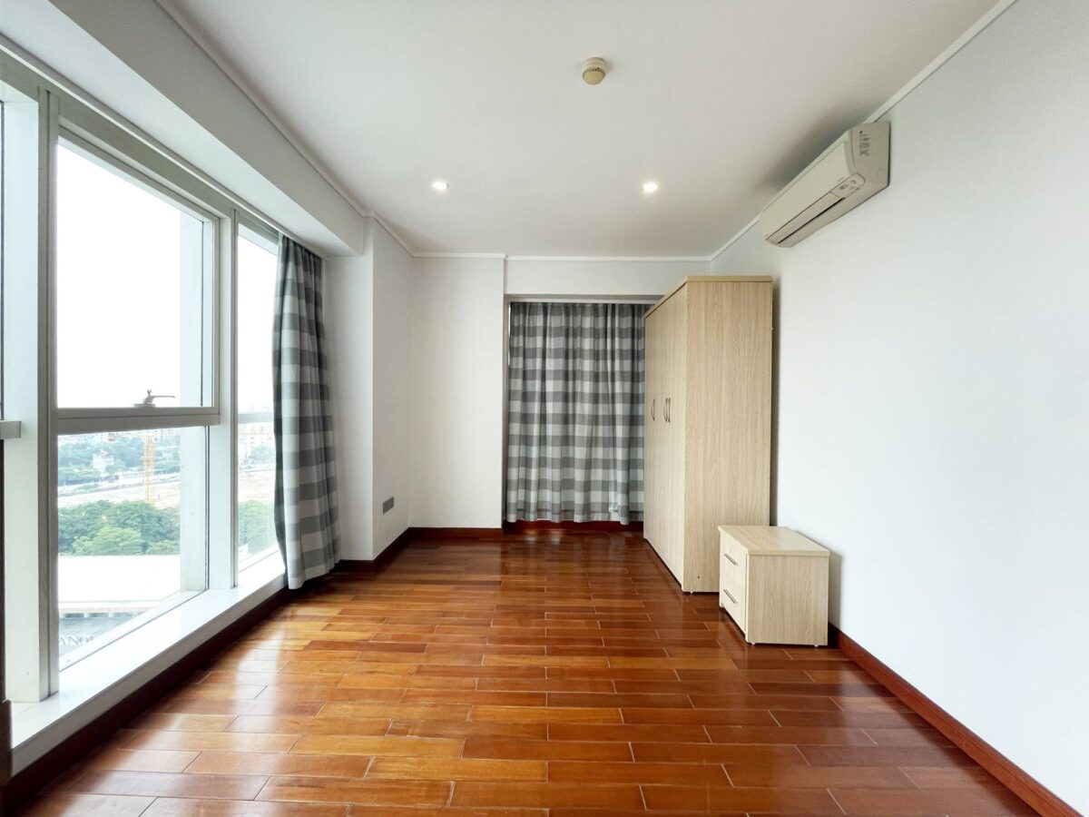 Nice green-view apartment in L2 Ciputra for rent (29)