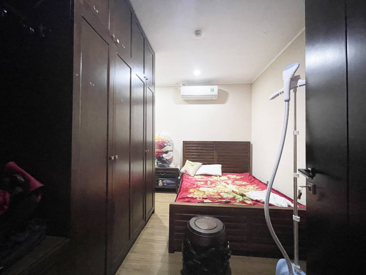 Well furnished 3BRs apartment to rent in L1 Ciputra (13)