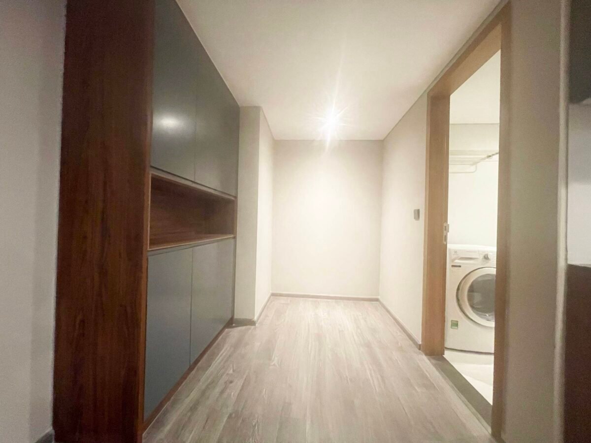 Modern 1-bedroom apartment to rent in Pentstudio (8)