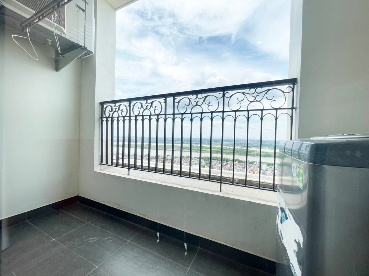 Beautiful river-view Sunshine Riverside apartment for rent (17)