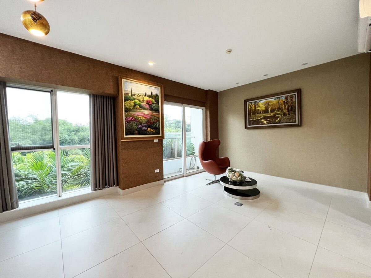 Awesome 4- bedroom apartment in The Link Ciputra for rent (22)