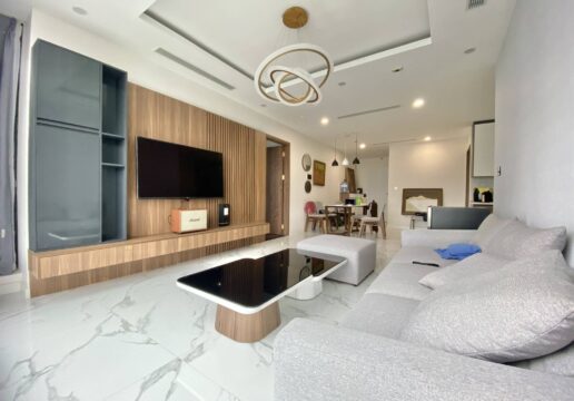 Awesome golf-view apartment in S6 Sunshine City for rent (1)