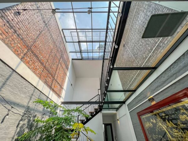 Unique 3BRs HOUSE FOR RENT in Westlake (1)