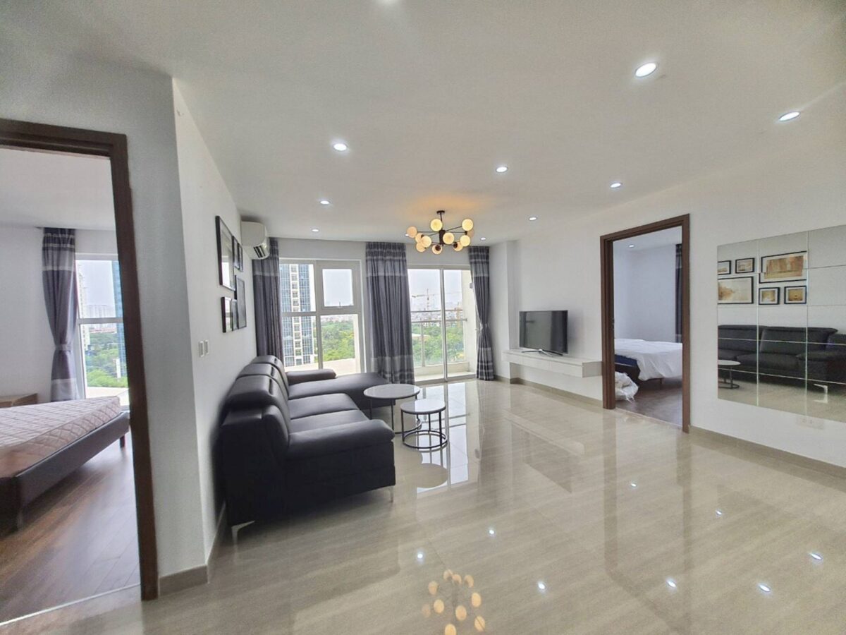 Bright 3BDs apartment for rent in The Link L3, Ciputra Hanoi (3)