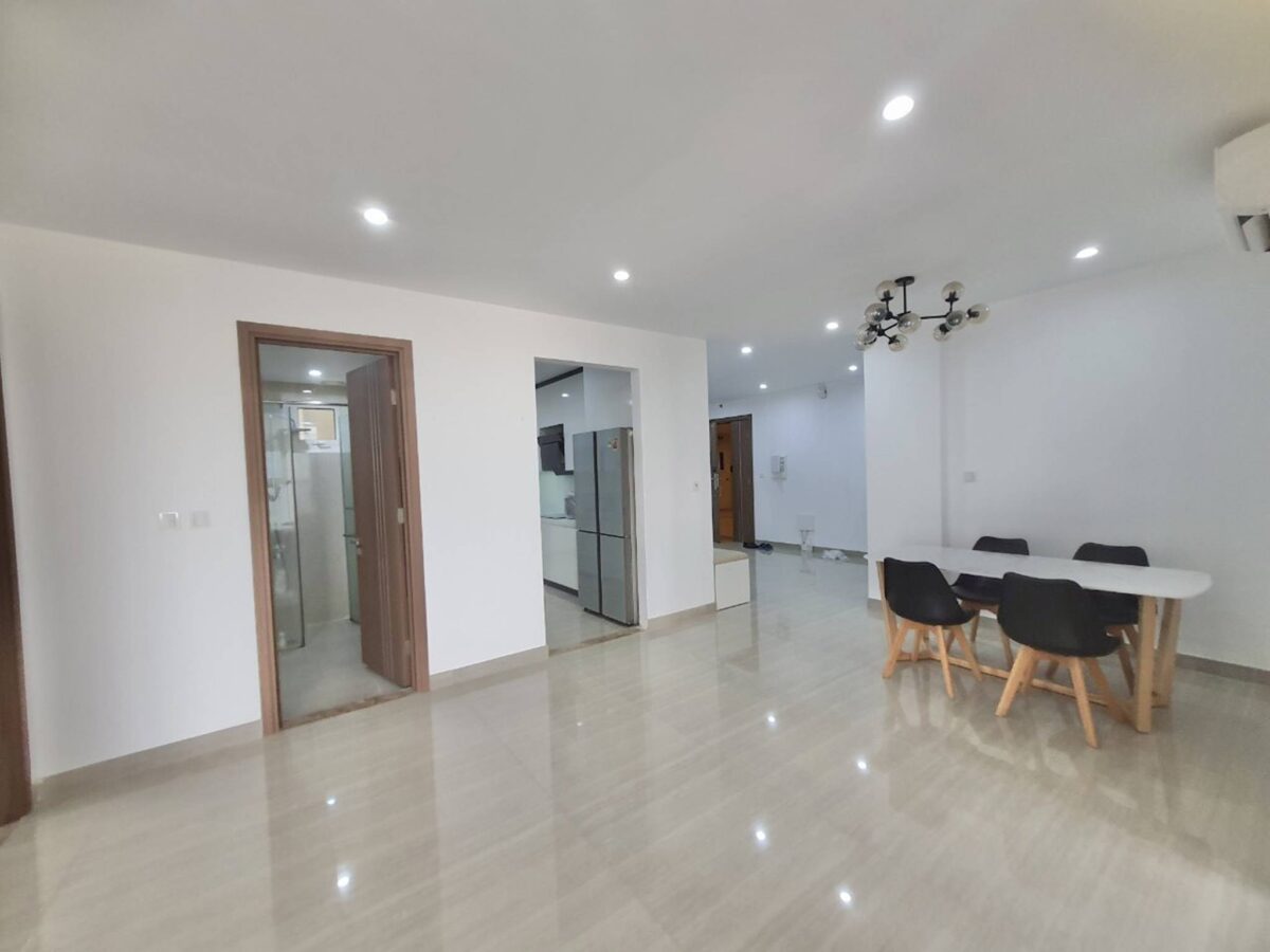 Bright 3BDs apartment for rent in The Link L3, Ciputra Hanoi (5)