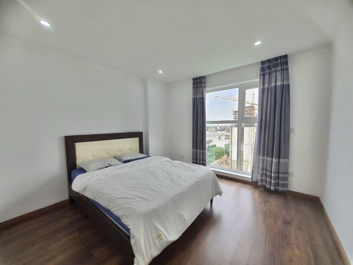 Bright 3BDs apartment for rent in The Link L3, Ciputra Hanoi (9)