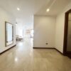 Modern 3BDs apartment for rent in L1 Ciputra (4)