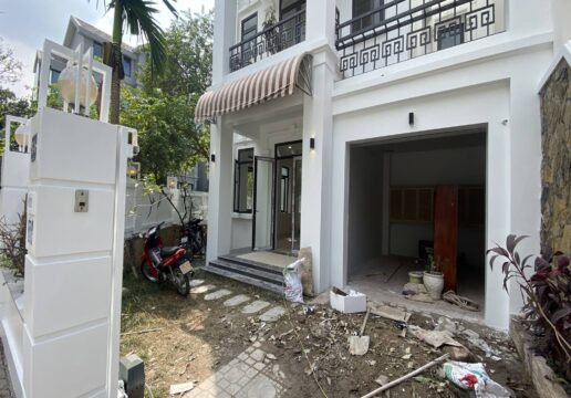 New big 4BDs garden villa in T Ciputra for rent (1)