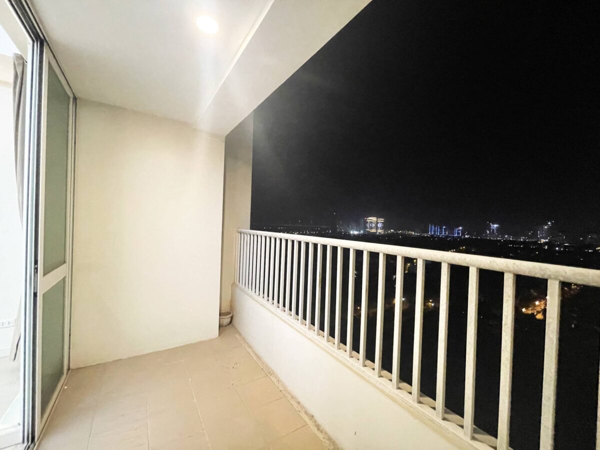 Nice 145SQM apartment in E1 Ciputra for rent (21)